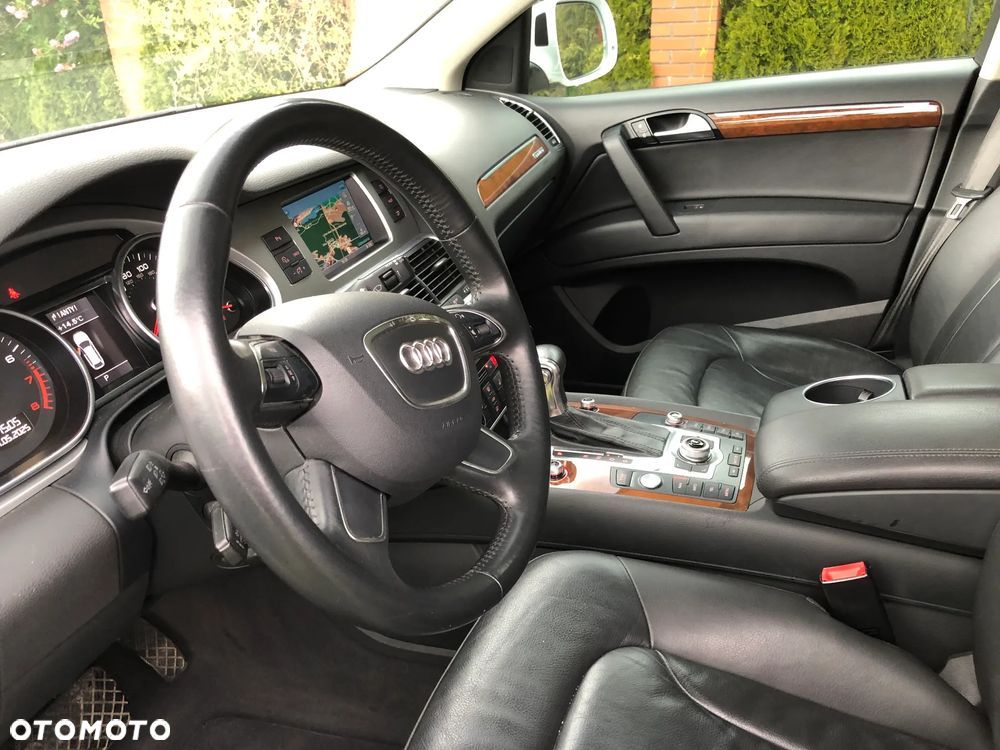 Audi Q7 3.0 TFSI Quattro Tiptronic - 6