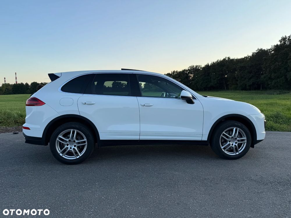 Porsche Cayenne Standard - 5