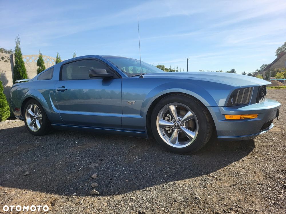 Ford Mustang 4.6 V8 GT Premium - 5
