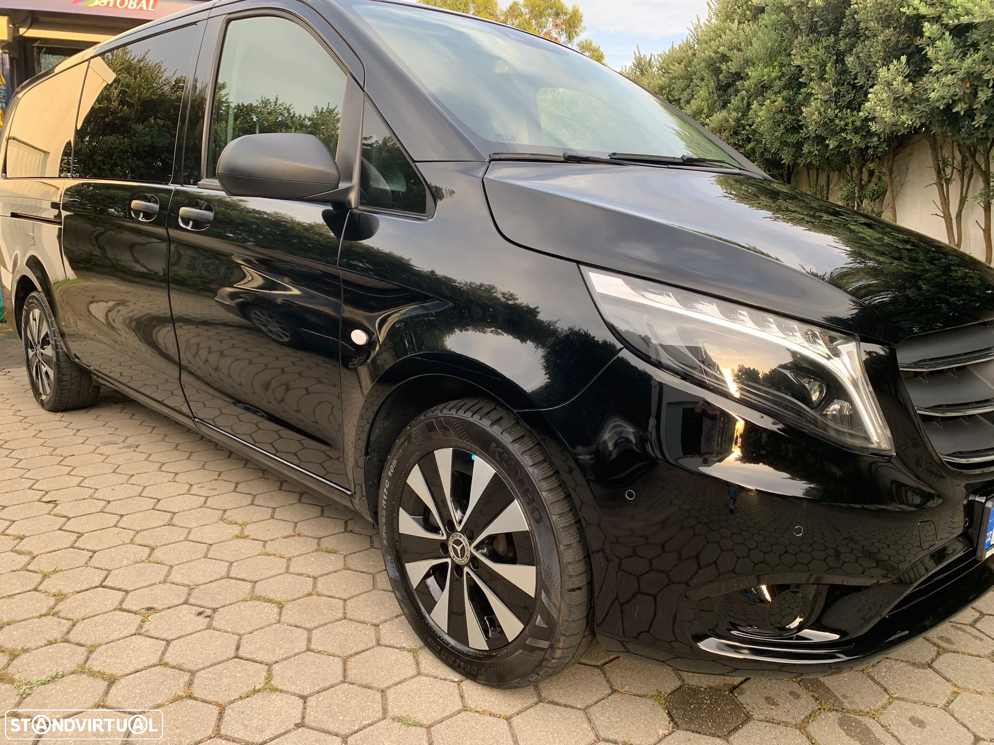 Mercedes-Benz Vito Tourer 124 CDI 4MATIC Longa Aut. PRO - 11