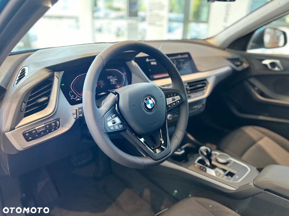 BMW Seria 1 118i Advantage - 10