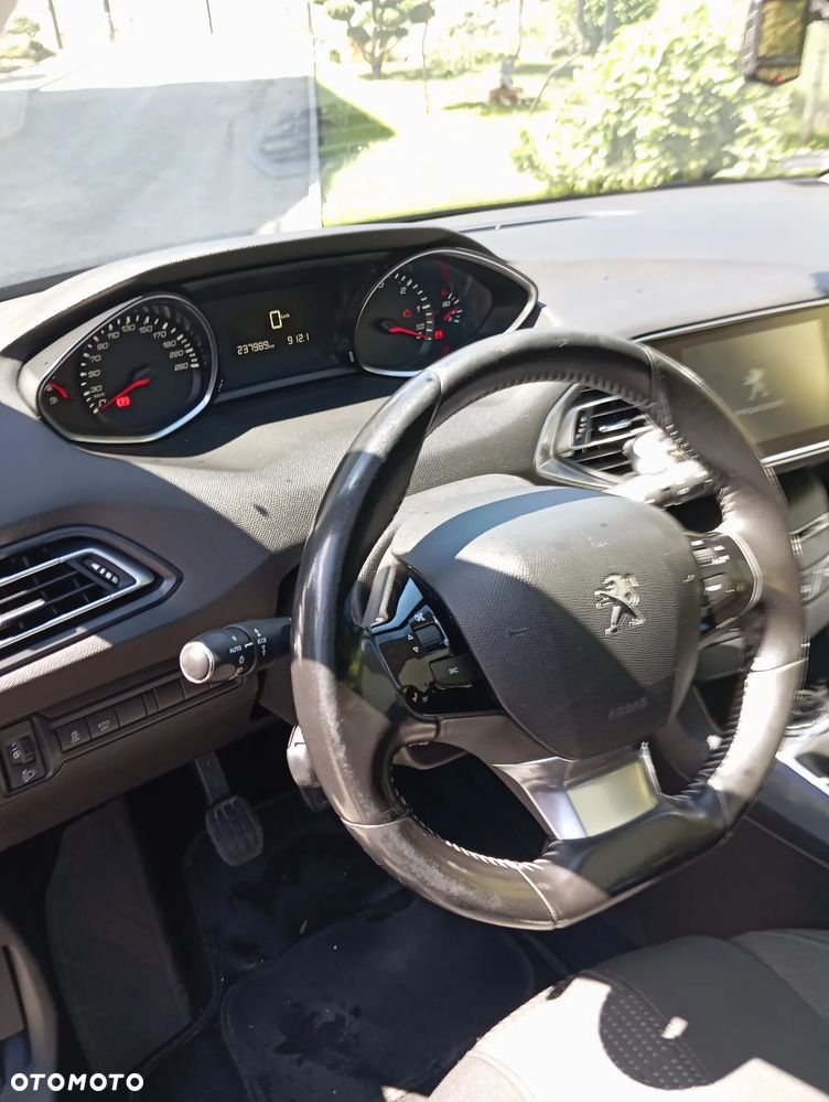 Peugeot 308 1.6 BlueHDi Active S&S - 8