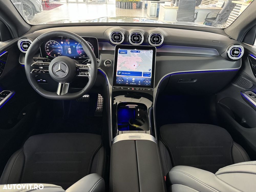 Mercedes-Benz GLC Coupe 300 4Matic 9G-TRONIC AMG Line Advanced - 14