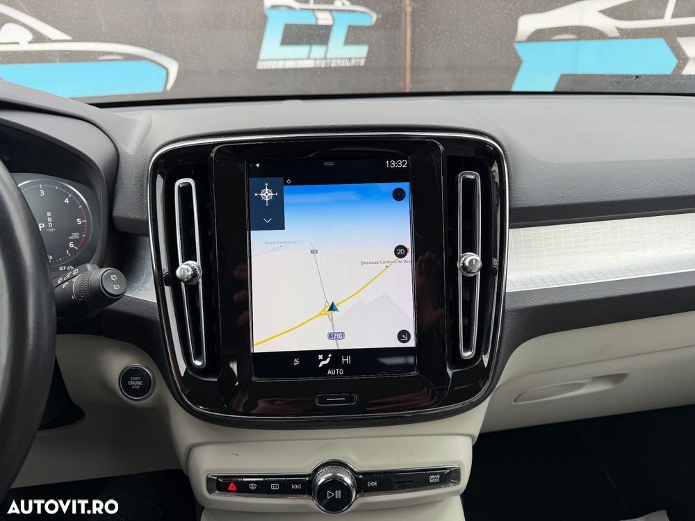 Volvo XC 40 D3 Momentum Pro - 20