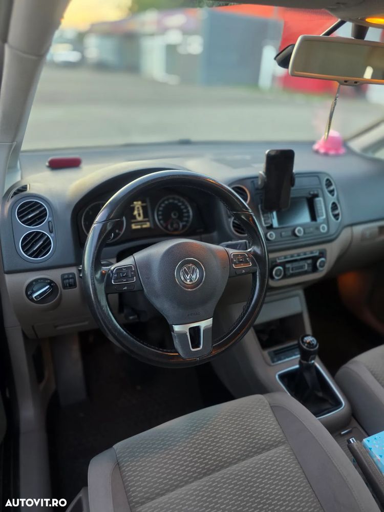 Volkswagen Golf Plus 1.6 TDI DPF BMT Trendline - 9