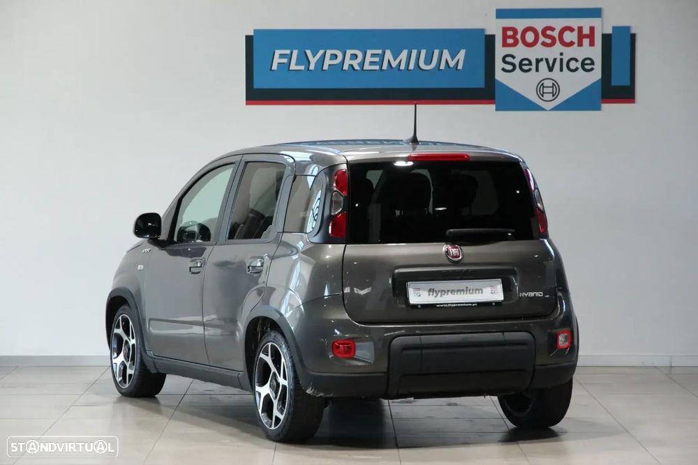 Fiat Panda 1.0 Hybrid Sport — fotografia 12