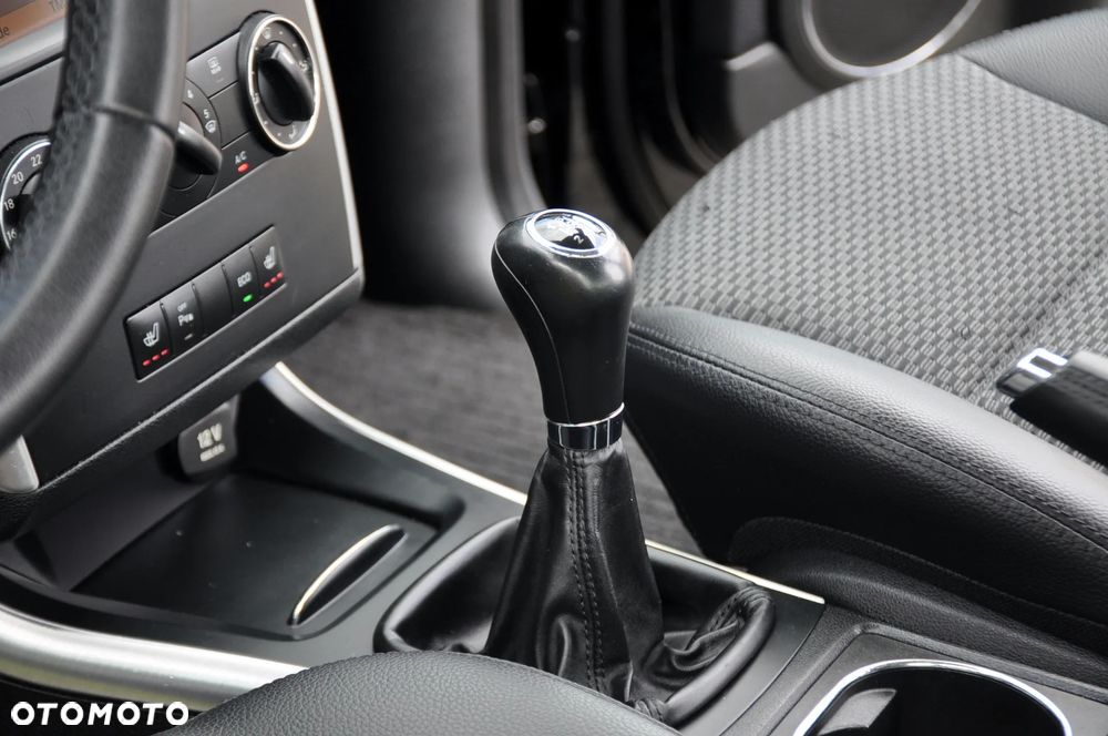 Mercedes-Benz Klasa A 170 BlueEFFICIENCY Avantgarde - 34
