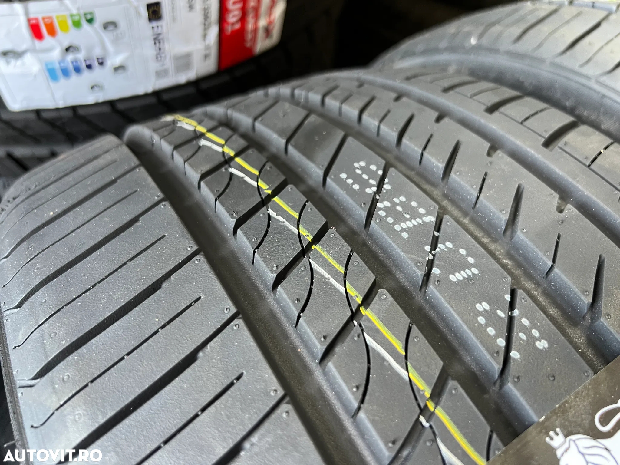4 anvelope vara 245-35-19 si 275-30-19 bmw E60 E90 BMW seria5 anvelope cu protectie janta - 4