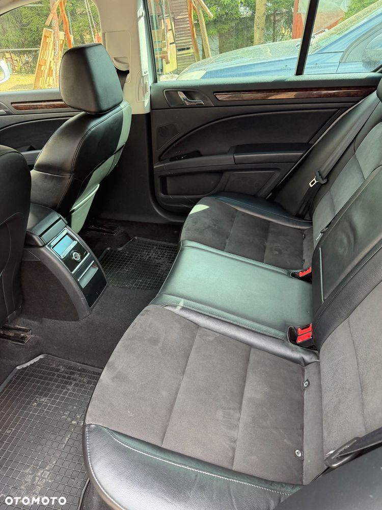 Skoda Superb 2.0 TDI Elegance DSG - 15