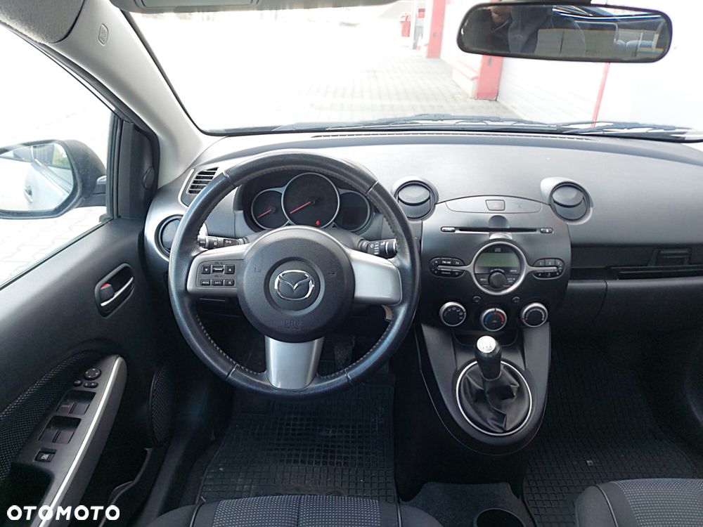 Mazda 2 - 14