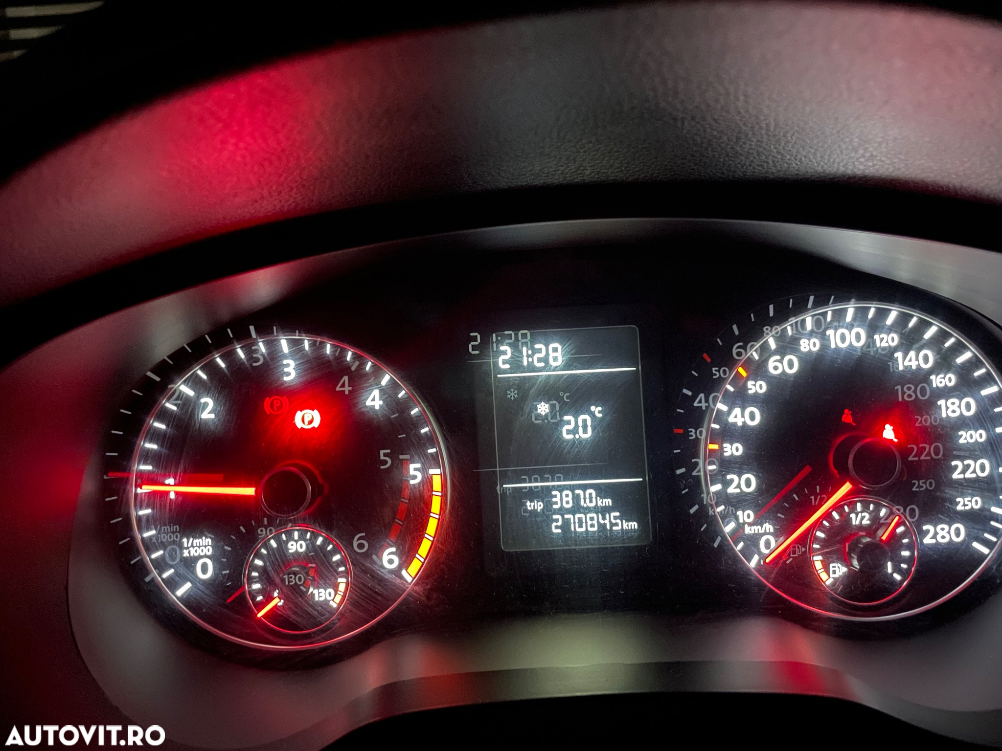 Volkswagen Jetta 1.6 TDI CR DPF BMT Trendline - 11