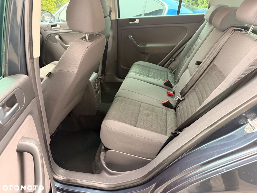 Volkswagen Golf Plus 2.0 TDI DPF Trendline - 24