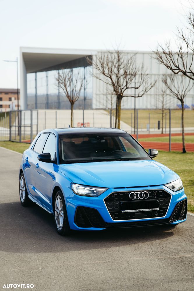 Audi A1 ver-30-tfsi-s-tronic - 1