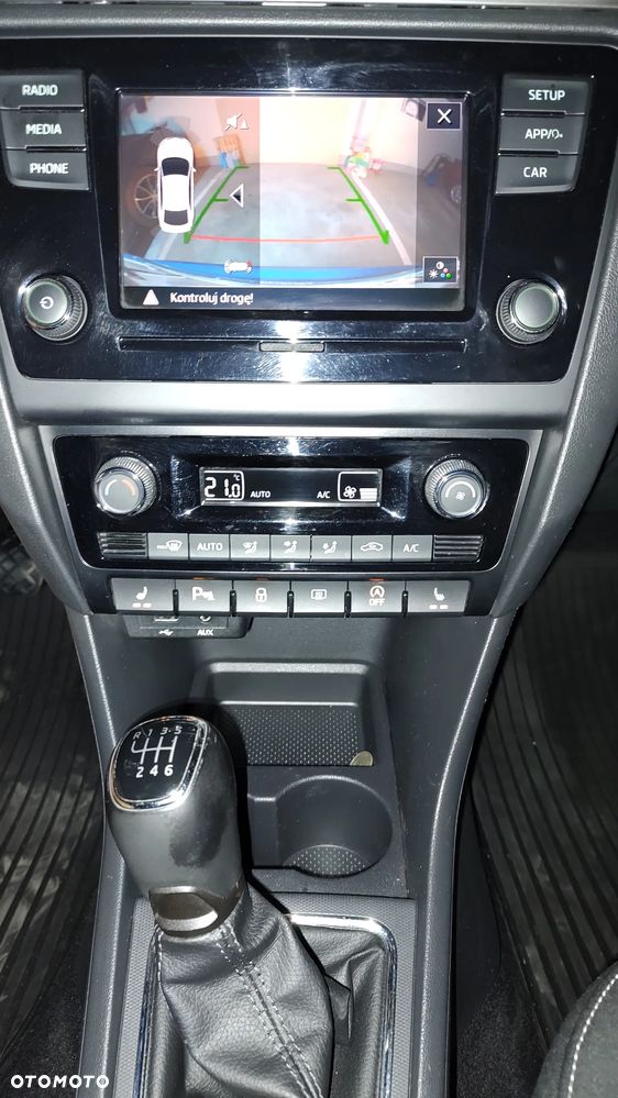 Skoda RAPID 1.0 TSI Style - 10