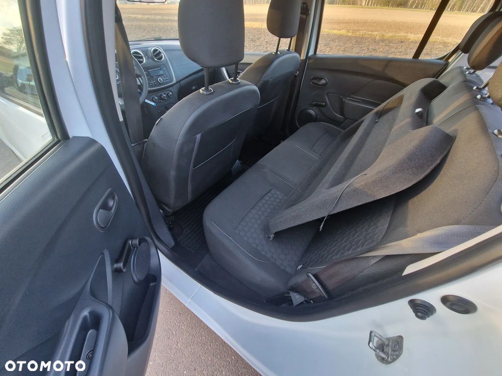 Dacia Sandero 1.2 16V 75 Essentiel - 15