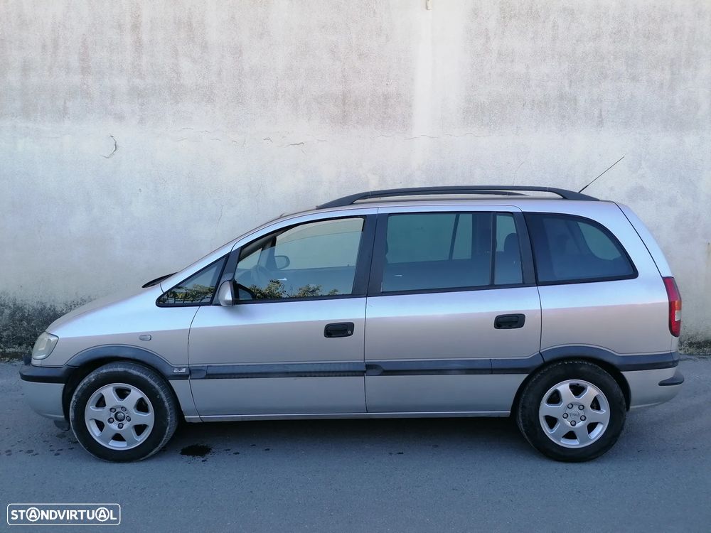 Opel Zafira 2.0 DTi Elegance - 1
