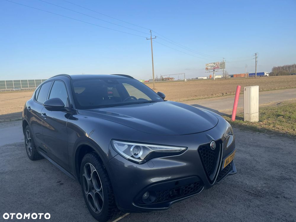 Alfa Romeo Stelvio 2.2 16V AT8 Q4 Sprint - 3