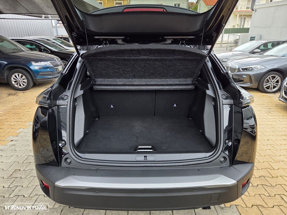 Peugeot 2008 1.2 Allure - 12