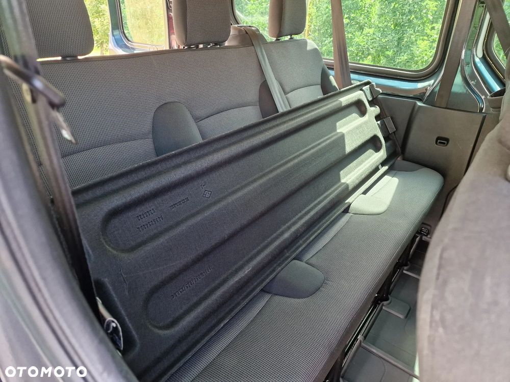 Renault Trafic 2.0 dCi - 15