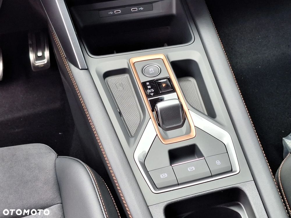 Cupra Formentor 1.5 eTSI mHEV DSG - 32