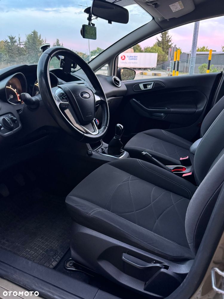 Ford Fiesta 1.25 Ambiente - 9
