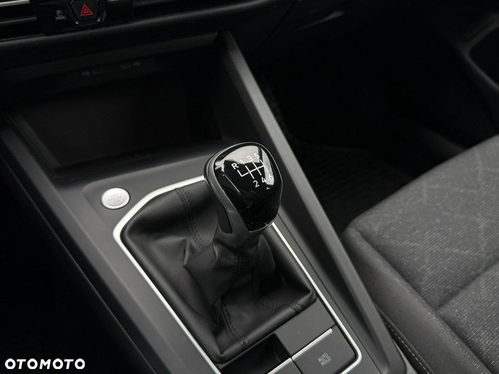 Volkswagen Golf 2.0 TDI Style - 31