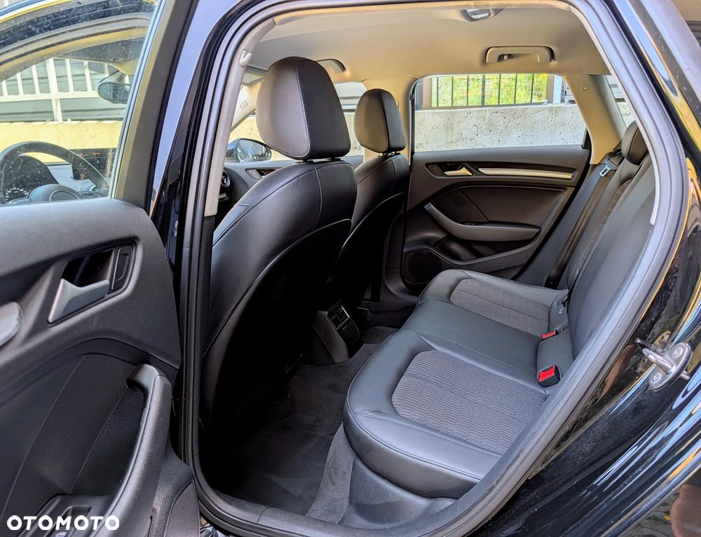 Audi A3 Sportback 1.4 TFSI e-tron Ambition - 8