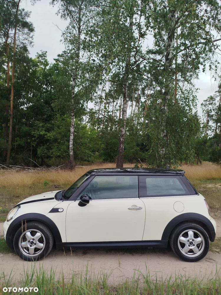 MINI Cooper D 50 Camden - 2
