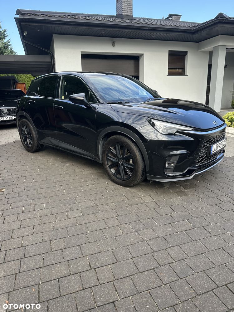 Lexus LBX 1.5 Hybrid Original Edition AWD - 1