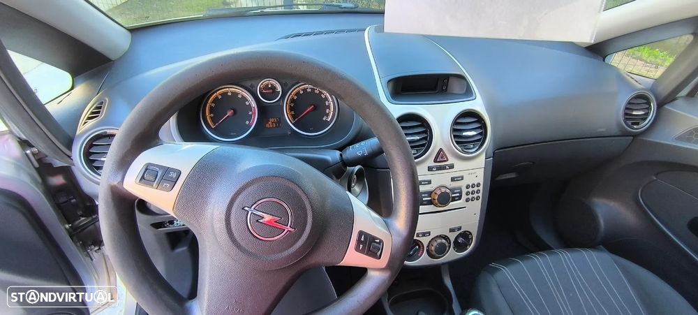 Opel Corsa 1.2 Enjoy - 4