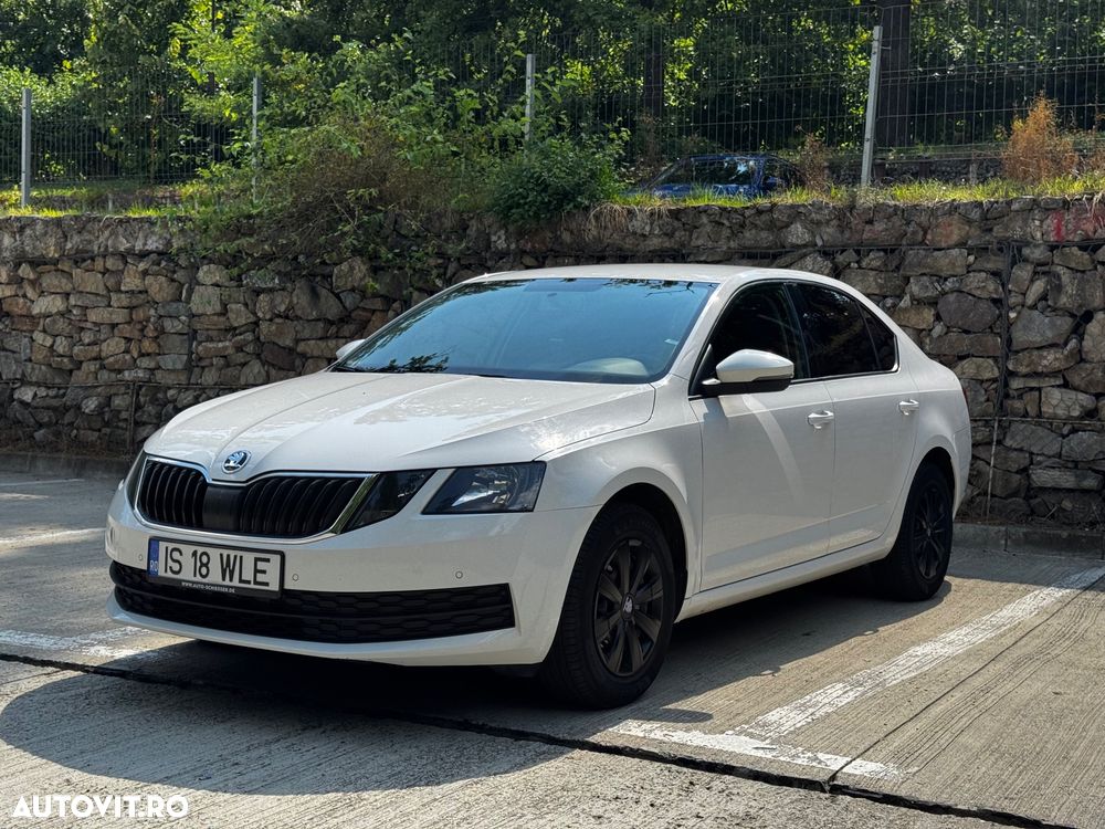 Skoda Octavia - 1