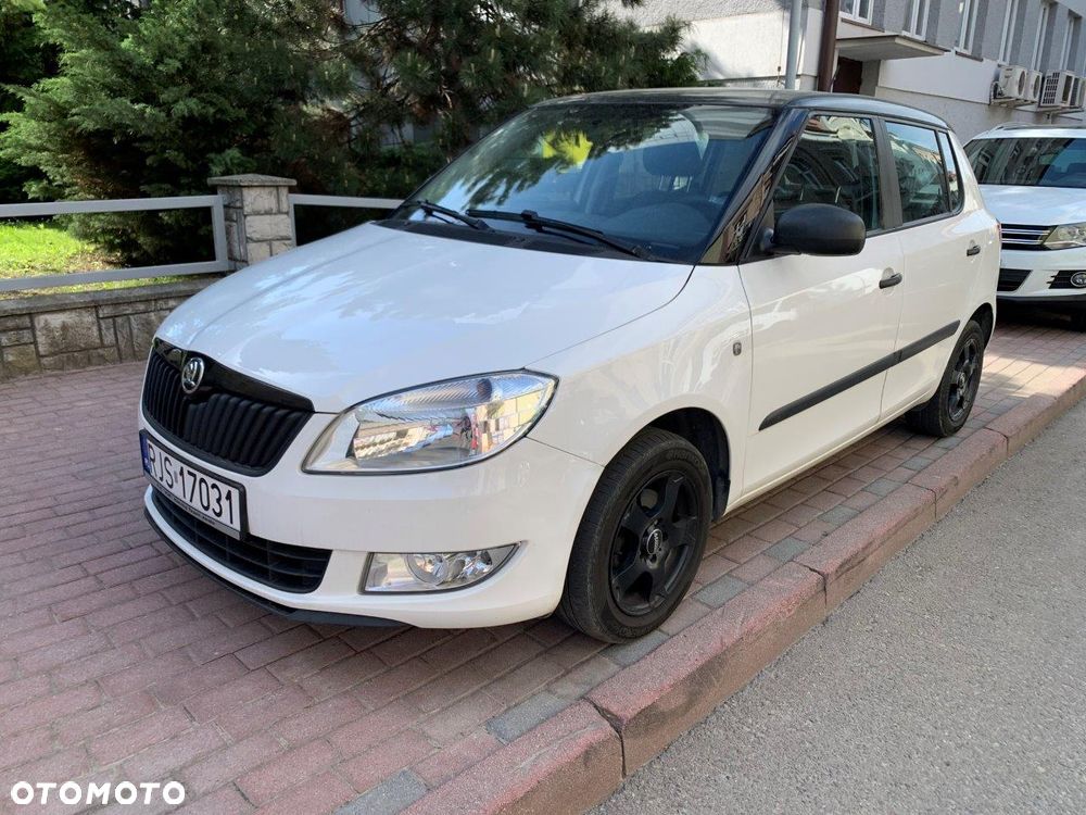 Skoda Fabia 1.2 HTP Cool Colour Edition - 19