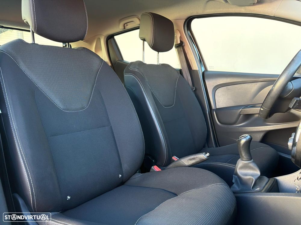 Renault Clio 1.5 dCi Dynamique S - 20