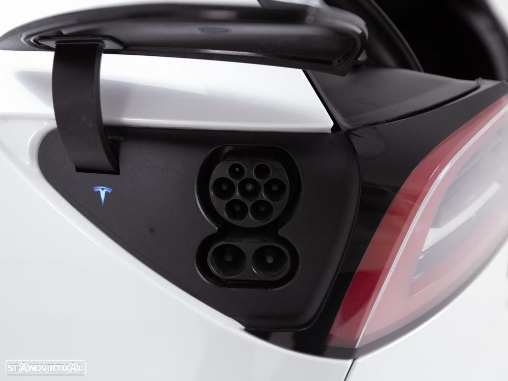 Tesla Model 3 Performance Dual Motor AWD - 13