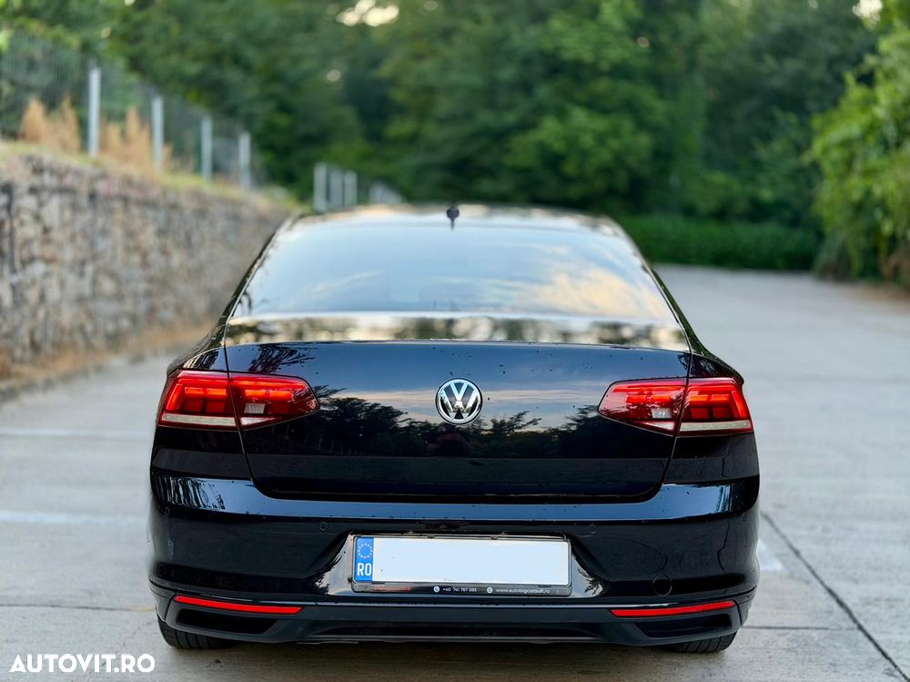 Volkswagen Passat 2.0 TDI DSG Comfortline - 4