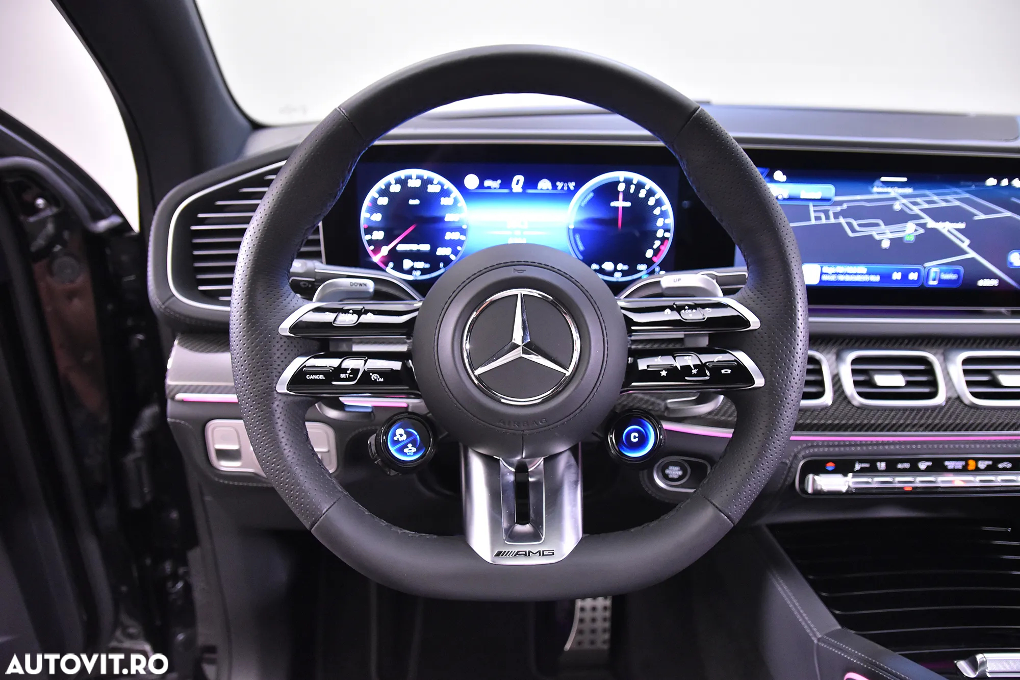 Mercedes-Benz GLE Coupe AMG 53 PHEV - 17