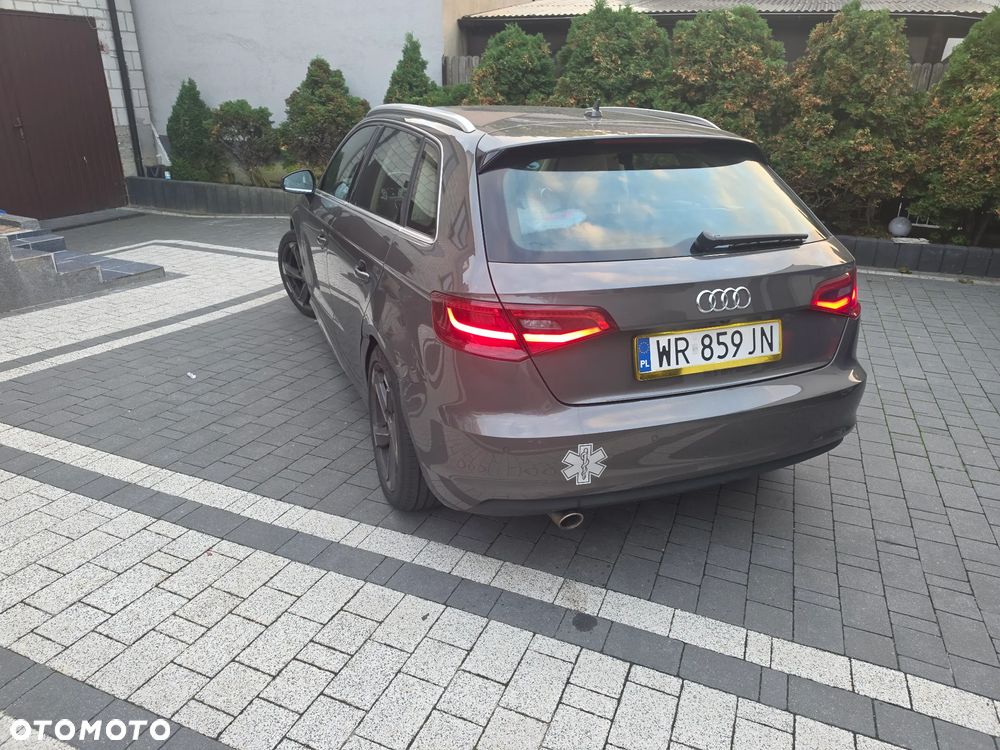 Audi A3 Sportback - 4