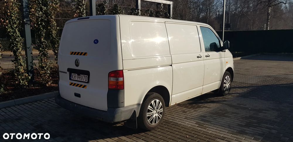 Volkswagen Transporter T5 - 4