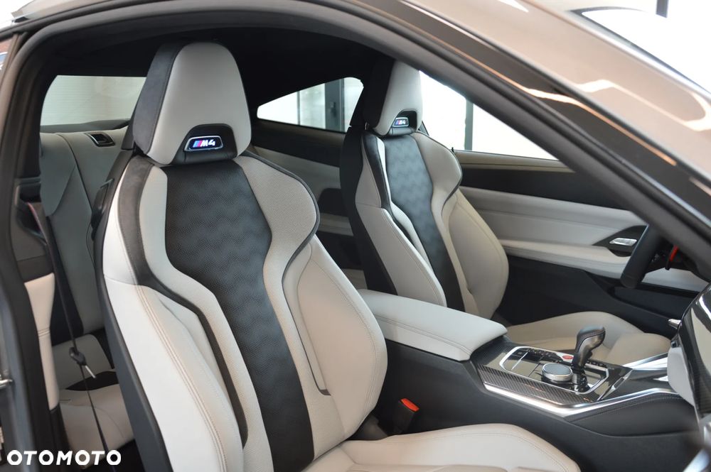 BMW M4 Competition M xDrive - 15
