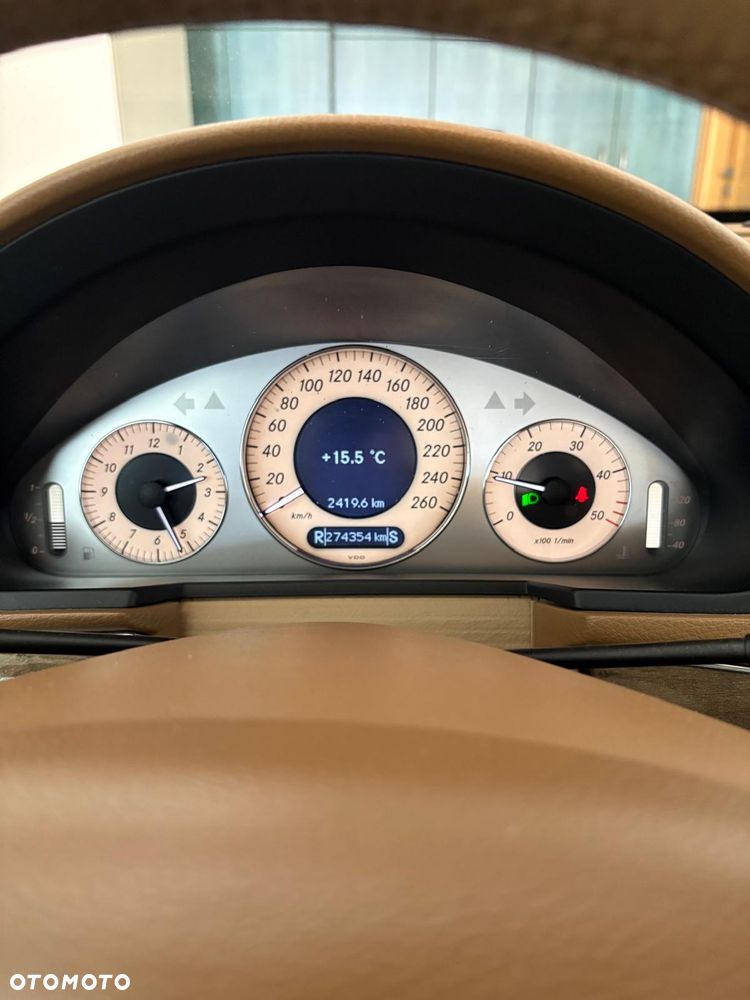 Mercedes-Benz Klasa E 320 CDI 4-Matic Avantgarde - 25