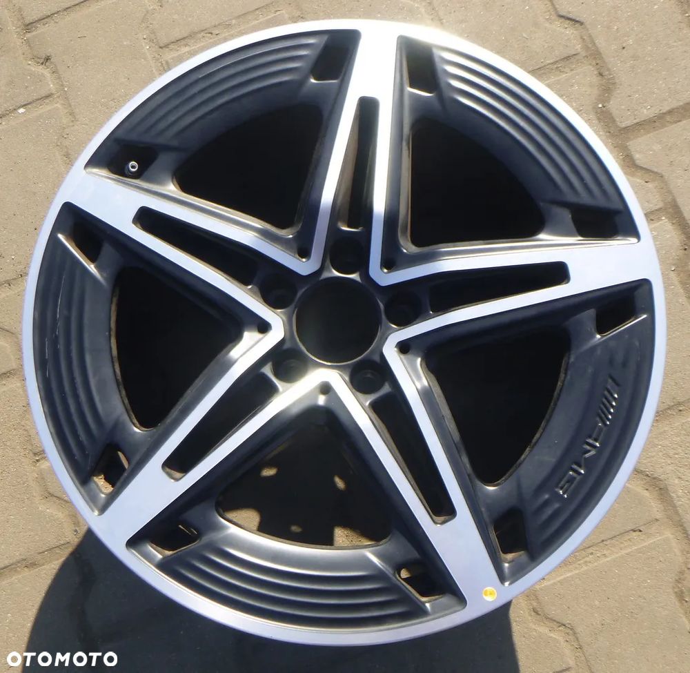 Mercedes A Klasa Felga 19" A1774014500