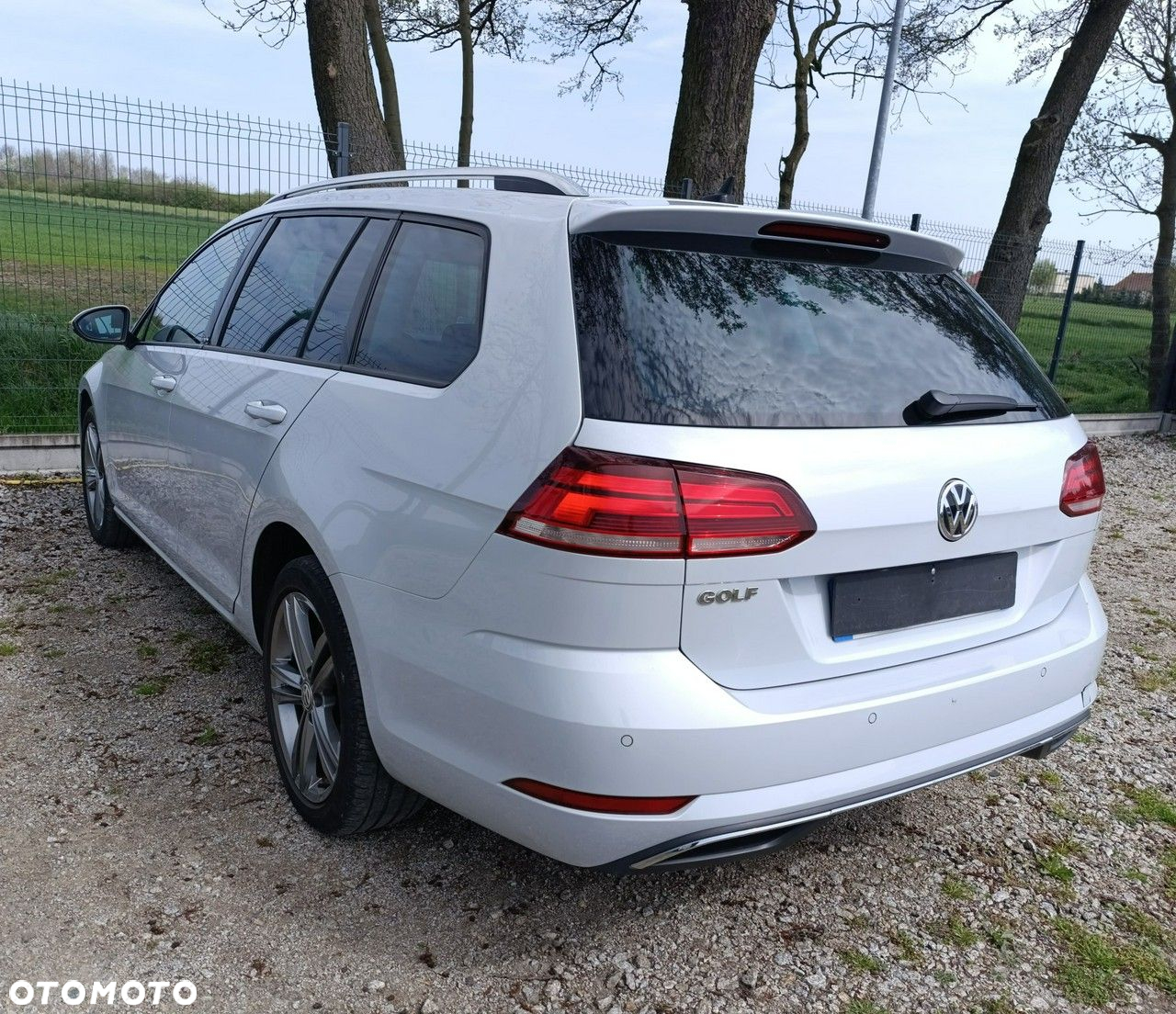 Volkswagen Golf - 30