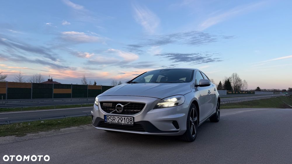 Volvo V40 D4 RDesign - 1