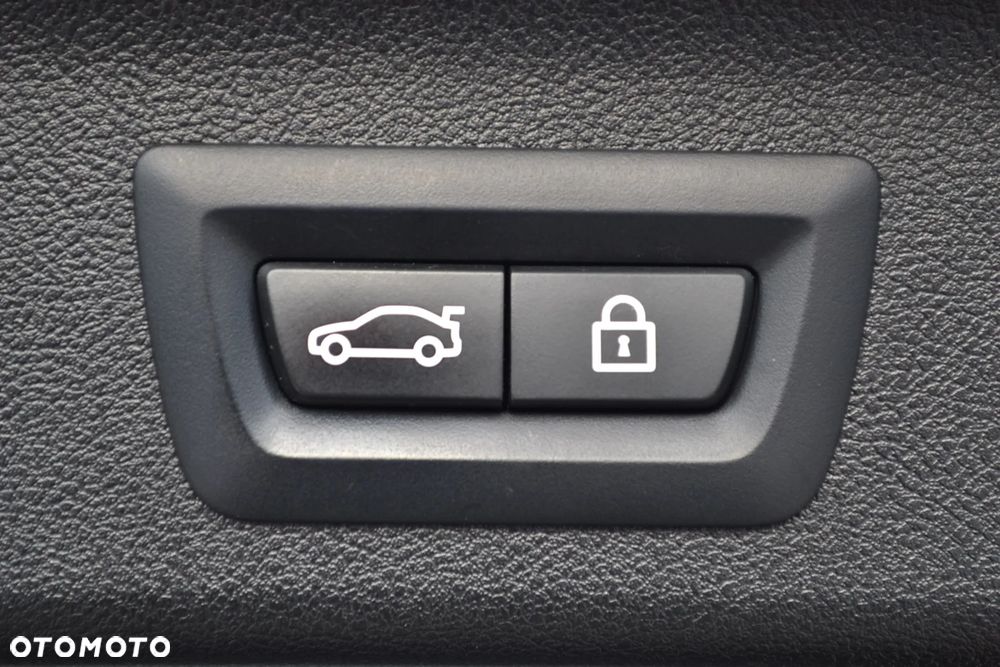 BMW Seria 5 540d xDrive - 15