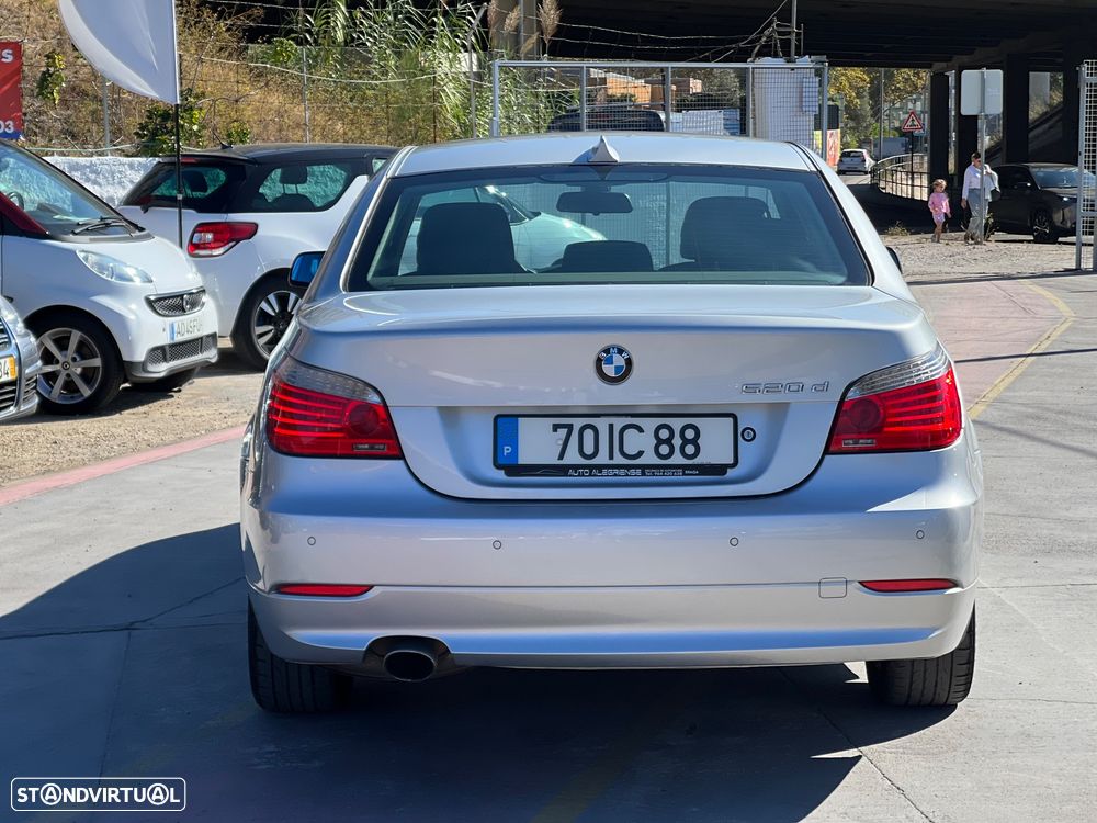 BMW 520 2009 photo 3