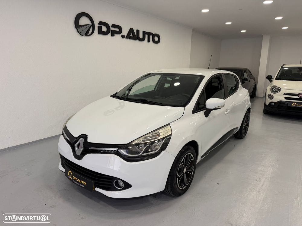 Renault Clio 1.5 dCi Dynamique S - 1