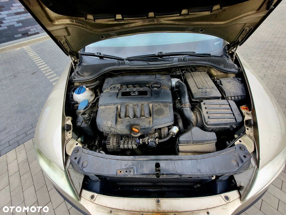 Skoda Octavia 1.6 Elegance - 12
