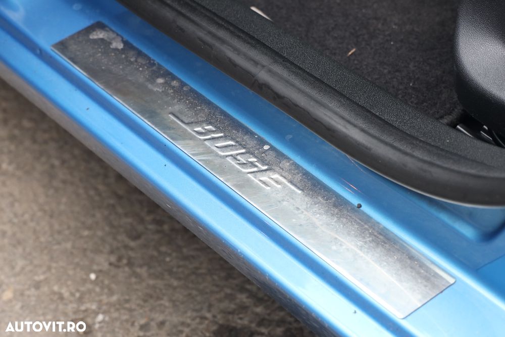 Renault Megane ENERGY dCi 110 Start & Stop Bose Edition - 28