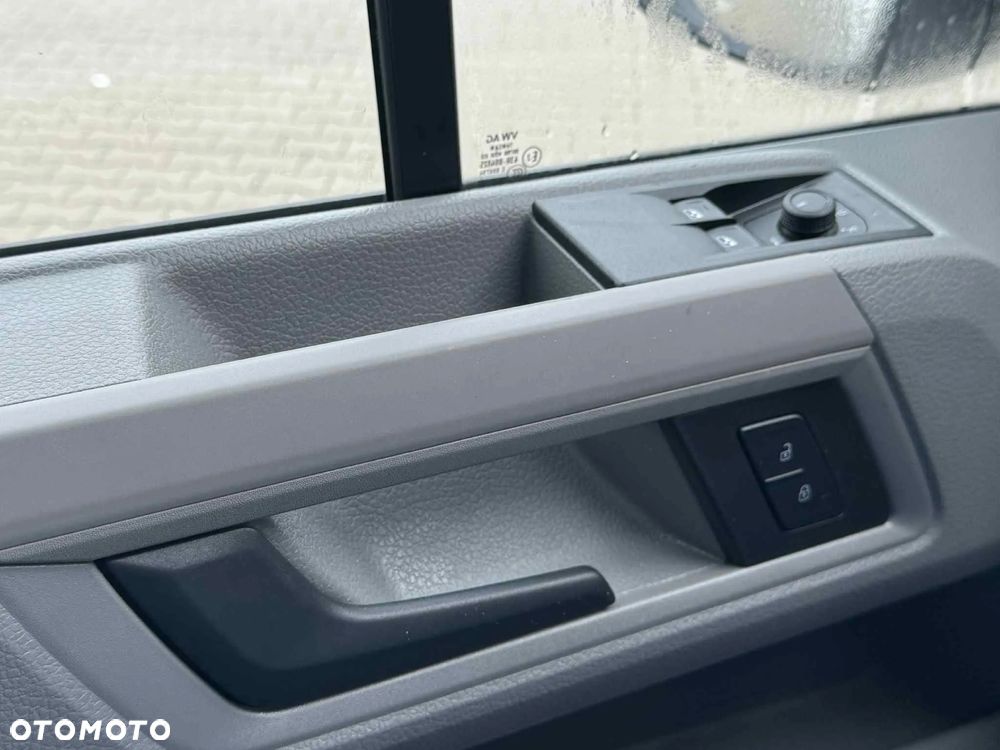 MAN TGE 3.180 FURGON 4x2F SB - 10