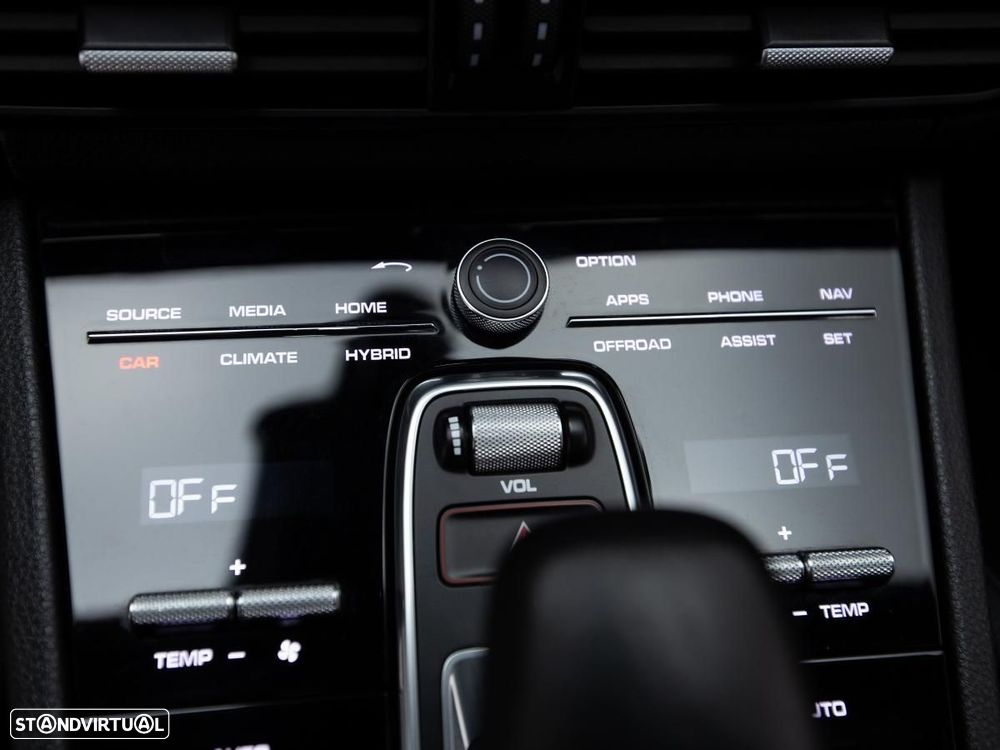 Porsche Cayenne Coupé E-Hybrid - 27